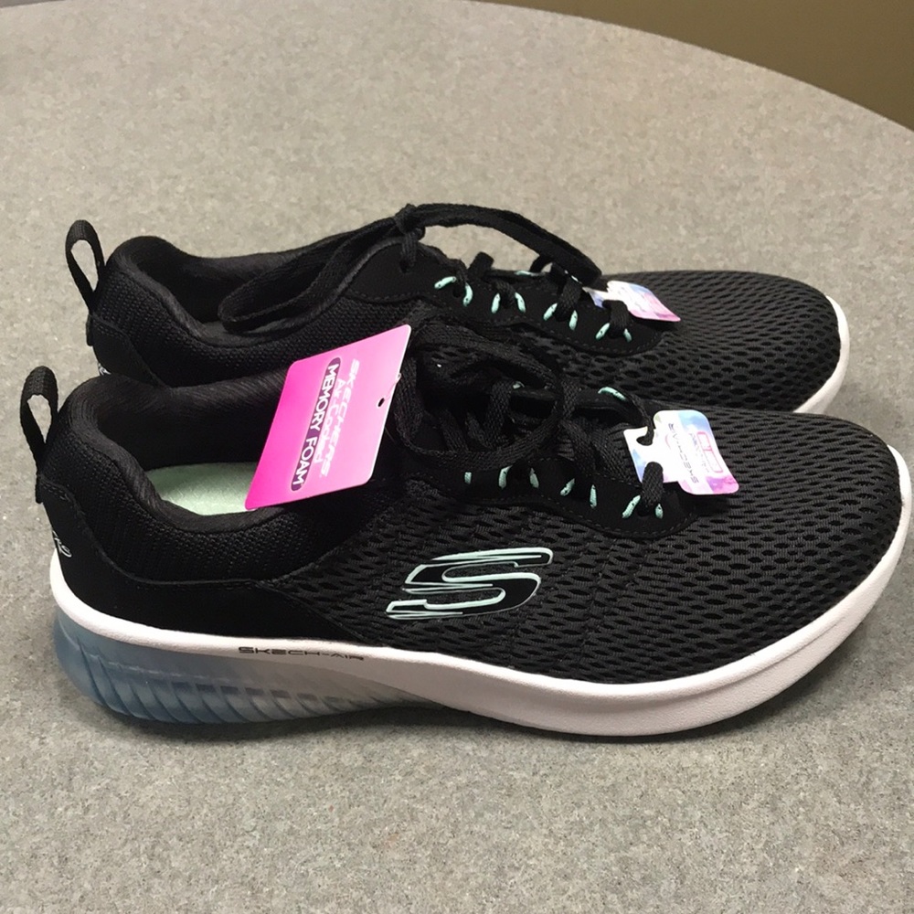 Skechers sneakers